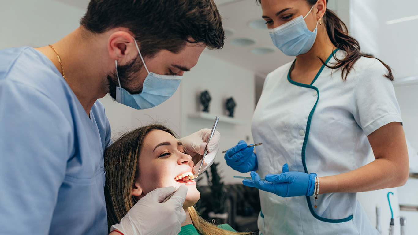 Choosing the Best Mouthwash: Enhancing Your Daily Oral Care
